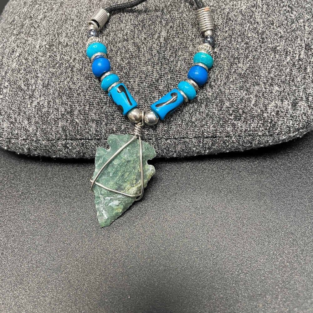 💥Blue and Green Stone Arrowhead Necklace